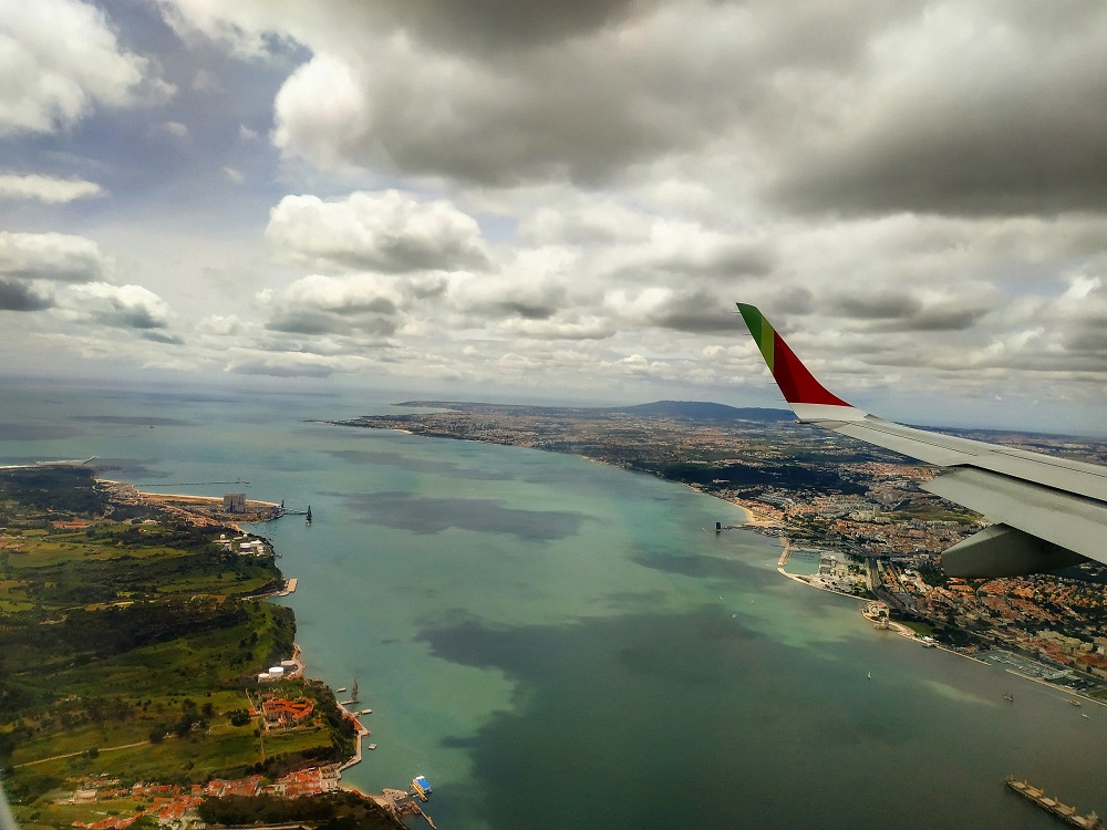 flight to italy